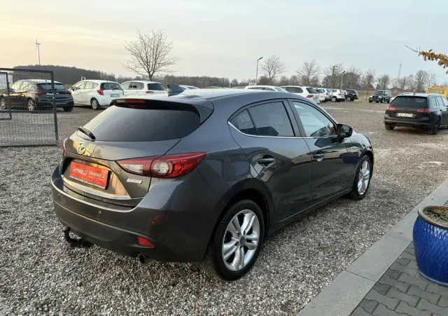 MAZDA 3 SKYACTIV-G 120 Center-Line