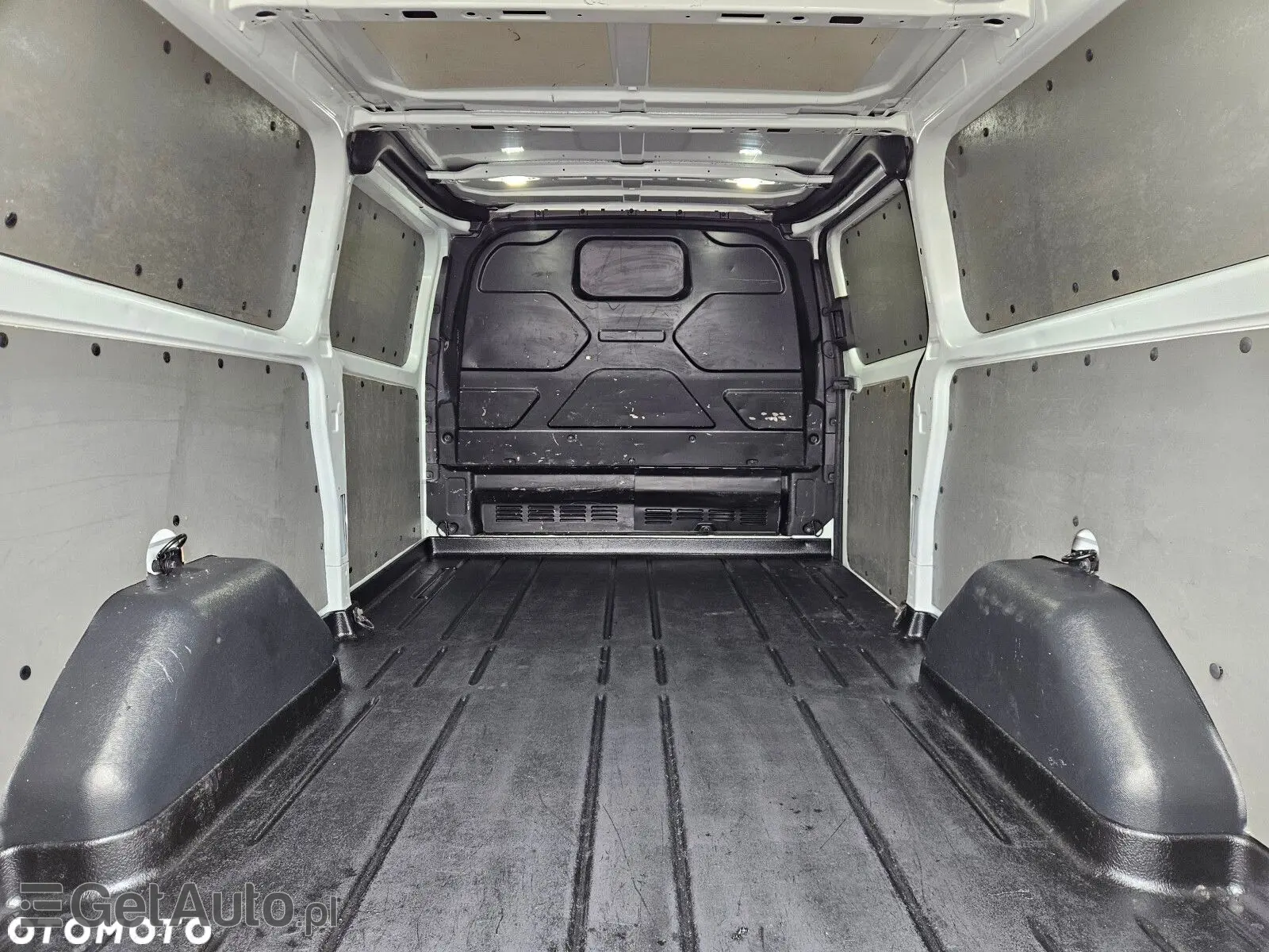 FORD Transit Custom L2 Trail