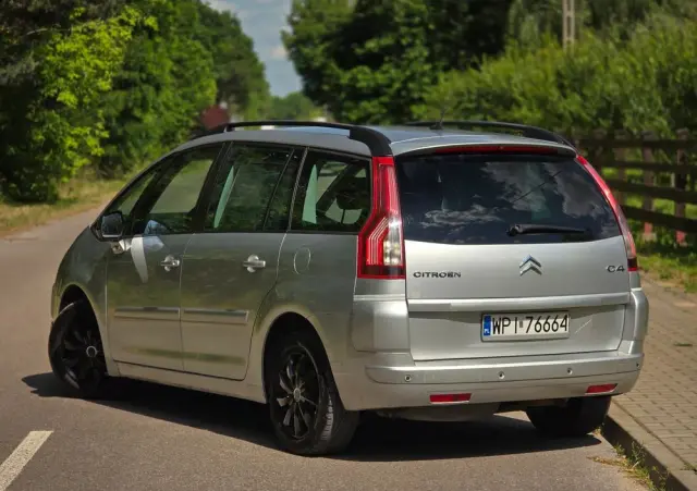 CITROËN C4 Grand Picasso 1.8 16V Confort