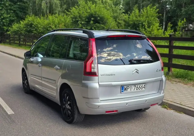 CITROËN C4 Grand Picasso 1.8 16V Confort