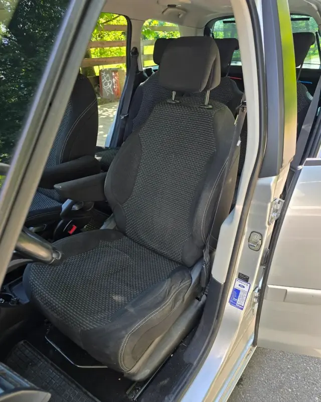 CITROËN C4 Grand Picasso 1.8 16V Confort