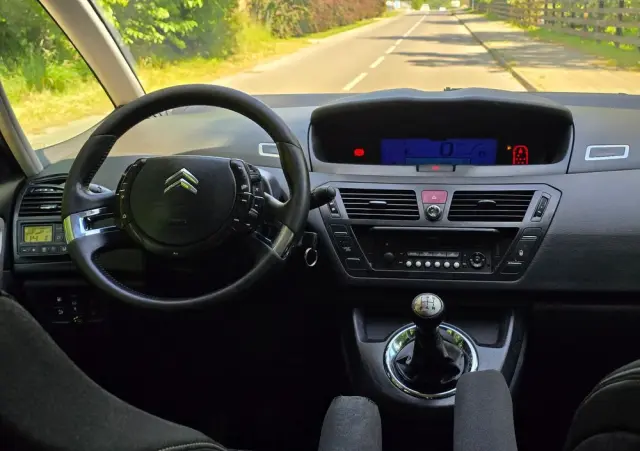CITROËN C4 Grand Picasso 1.8 16V Confort