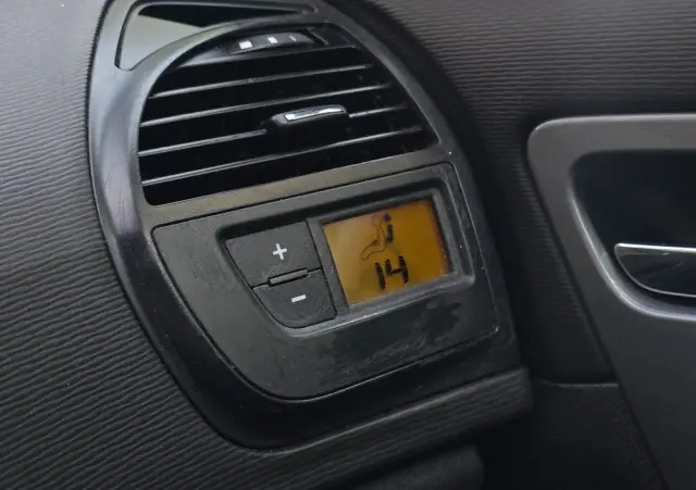 CITROËN C4 Grand Picasso 1.8 16V Confort