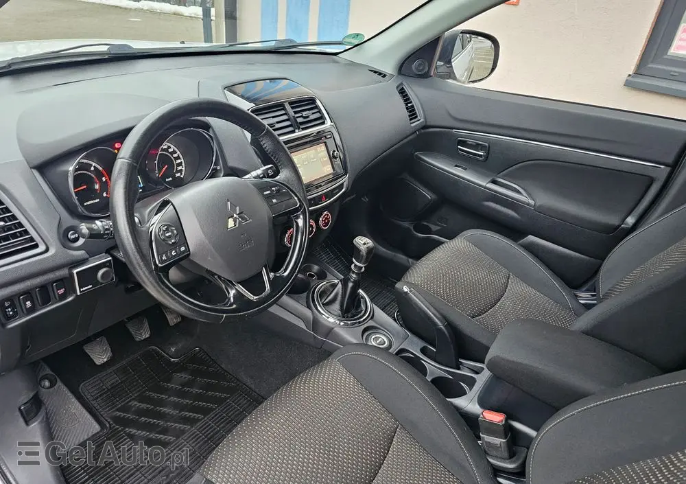 MITSUBISHI ASX 1.6 DI-D 4WD Top