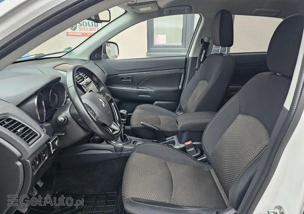 MITSUBISHI ASX 1.6 DI-D 4WD Top