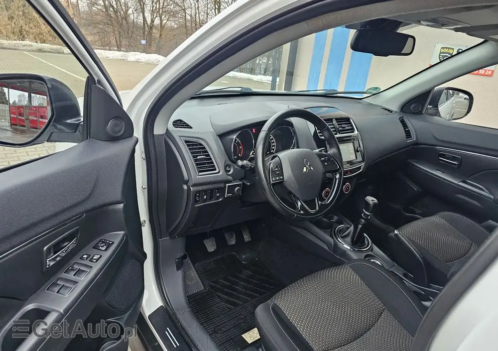 MITSUBISHI ASX 1.6 DI-D 4WD Top