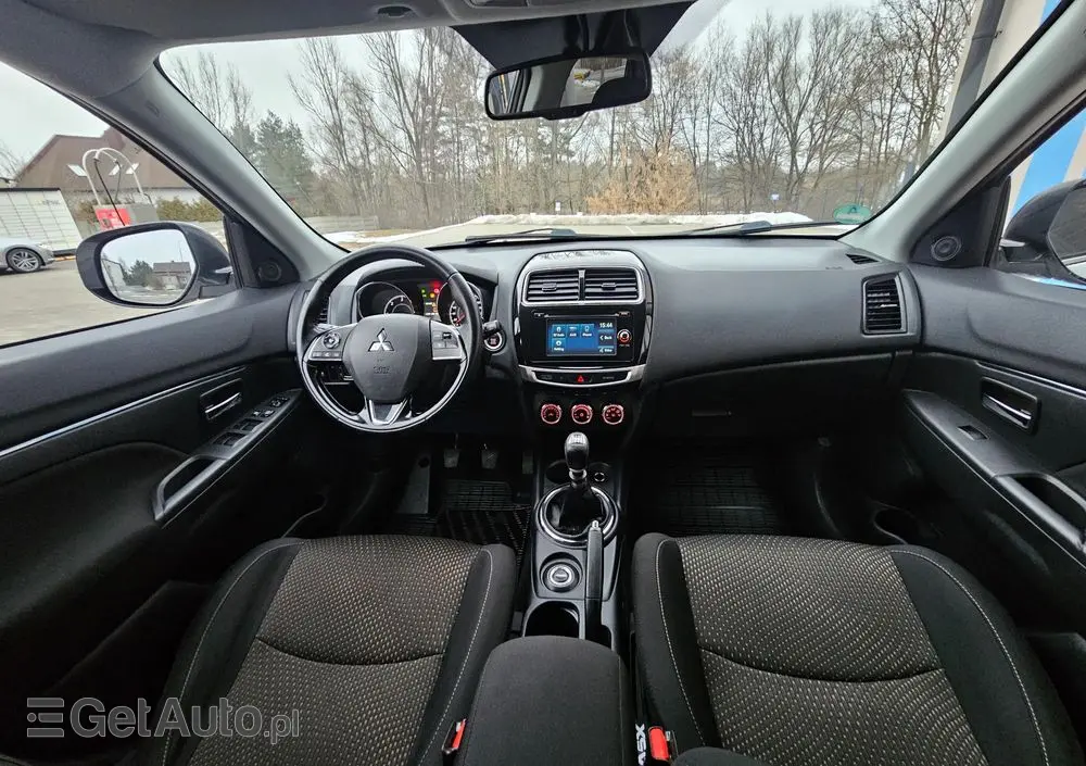 MITSUBISHI ASX 1.6 DI-D 4WD Top