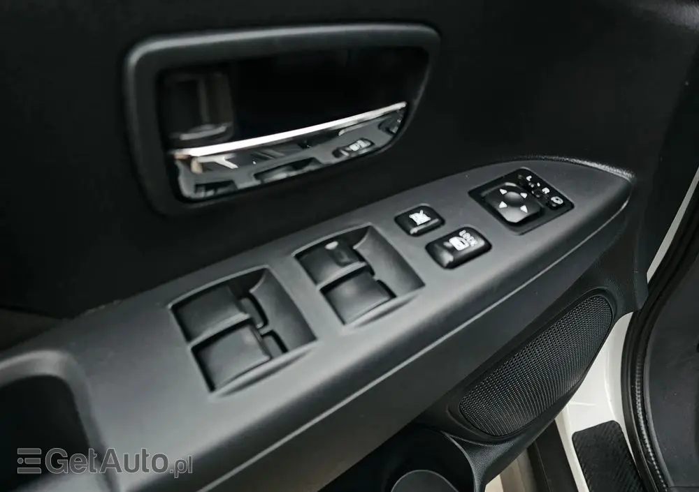 MITSUBISHI ASX 1.6 DI-D 4WD Top