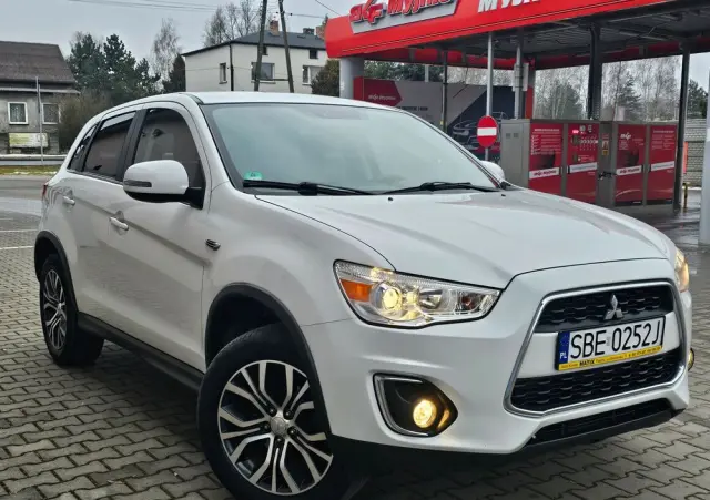 MITSUBISHI ASX 1.6 DI-D 4WD Top