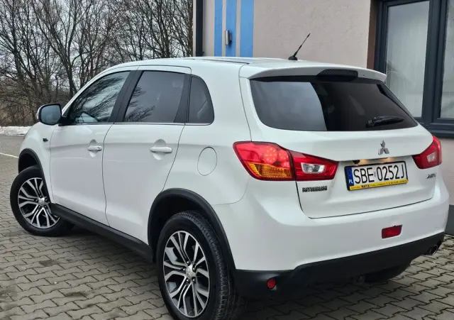 MITSUBISHI ASX 1.6 DI-D 4WD Top