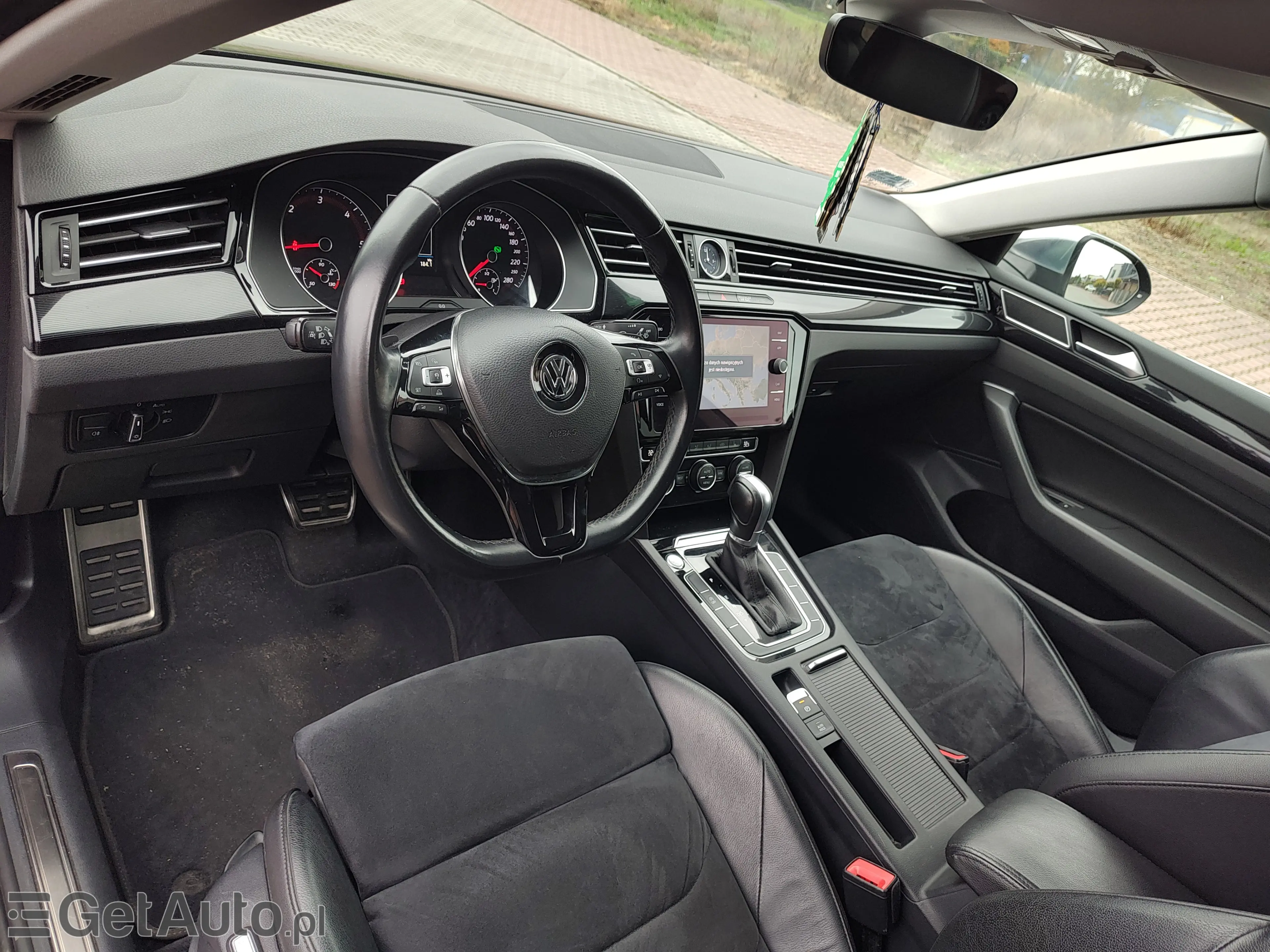 VOLKSWAGEN Arteon Elegance