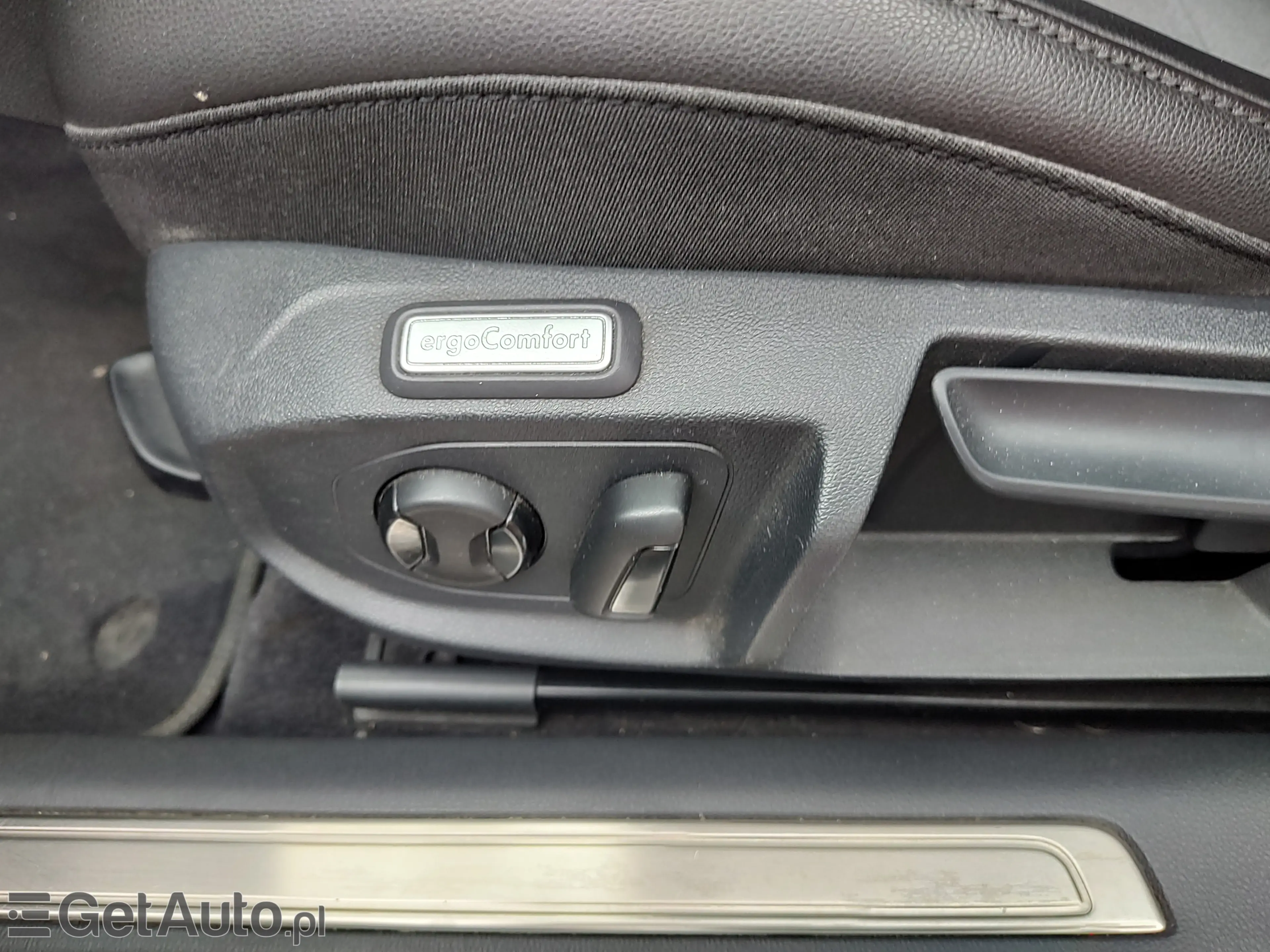 VOLKSWAGEN Arteon Elegance