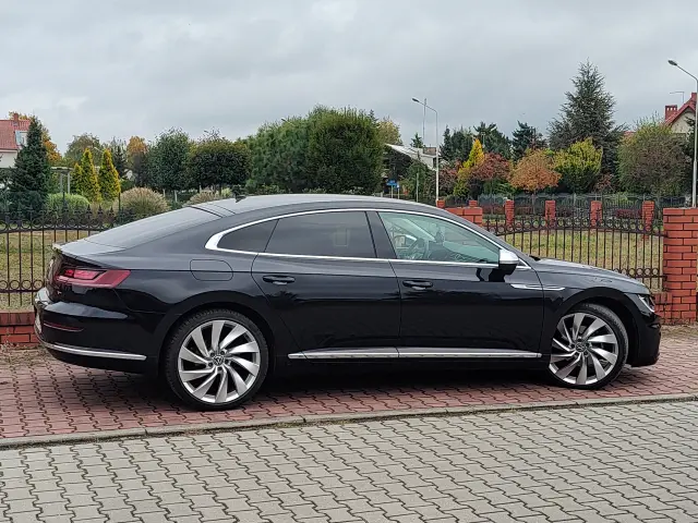 VOLKSWAGEN Arteon Elegance