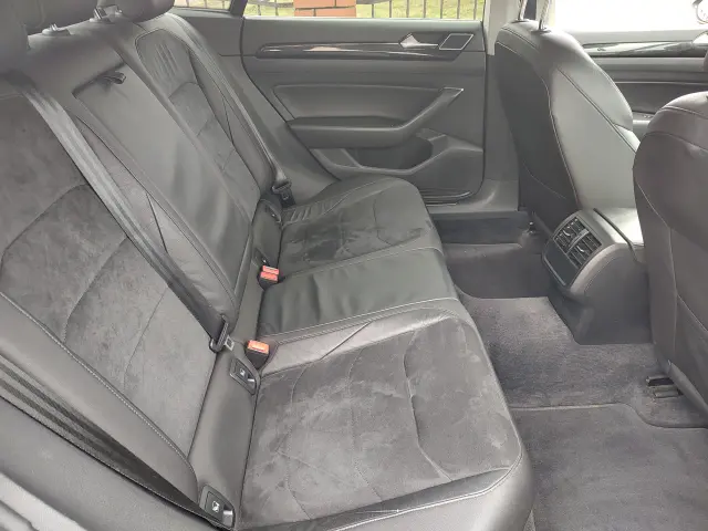 VOLKSWAGEN Arteon Elegance