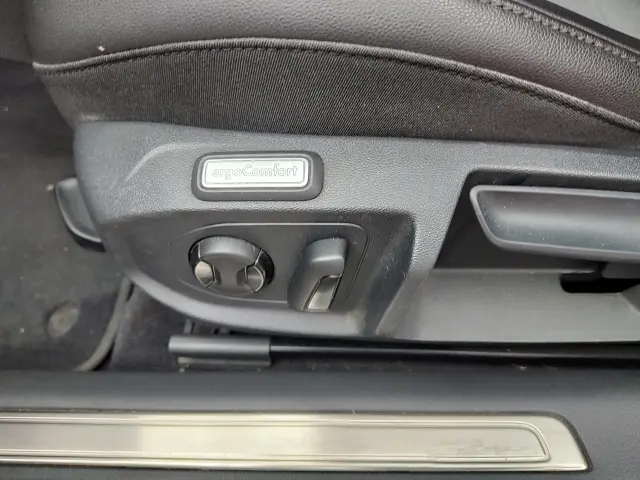 VOLKSWAGEN Arteon Elegance