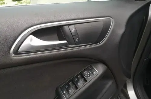 MERCEDES-BENZ Klasa B 