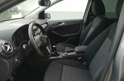 MERCEDES-BENZ Klasa B 