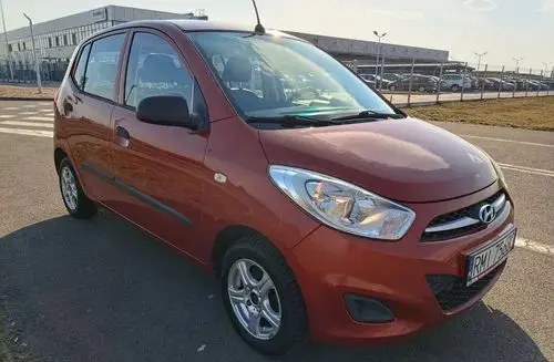 HYUNDAI I10 