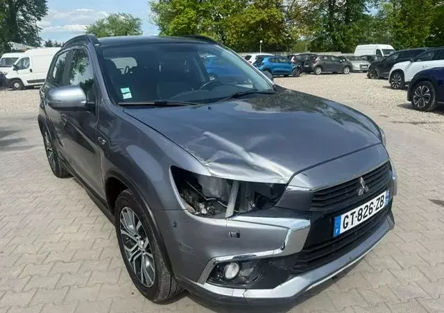 MITSUBISHI ASX 2.2 DI-D 4WD Automatik Diamant Edition+