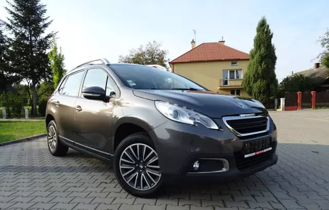 PEUGEOT 2008 