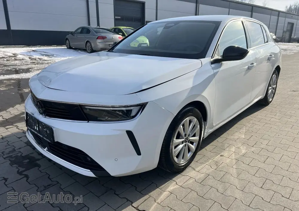 OPEL Astra 1.2 Turbo Elegance