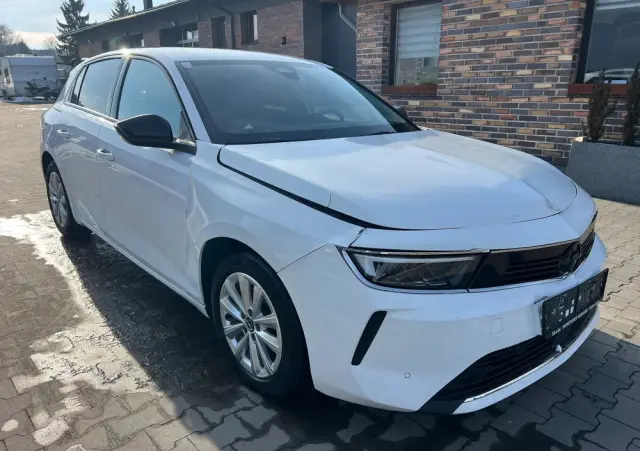 OPEL Astra 1.2 Turbo Elegance