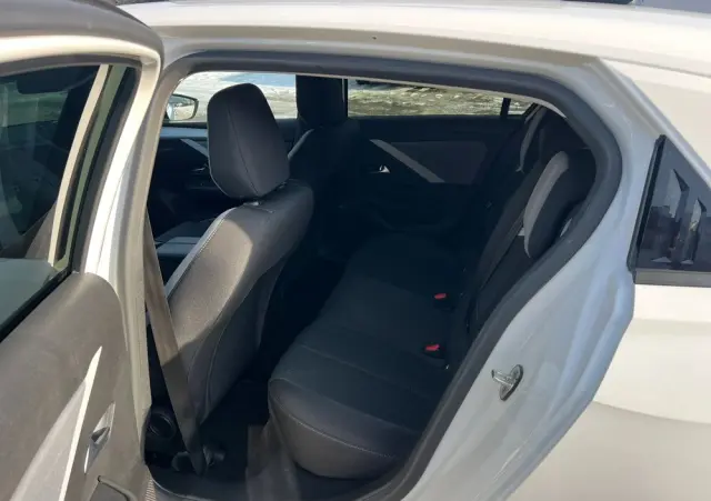 OPEL Astra 1.2 Turbo Elegance