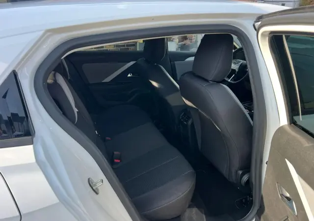 OPEL Astra 1.2 Turbo Elegance