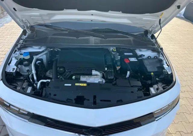 OPEL Astra 1.2 Turbo Elegance