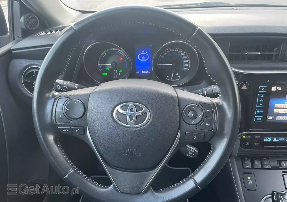 TOYOTA Auris Hybrid 135 Prestige