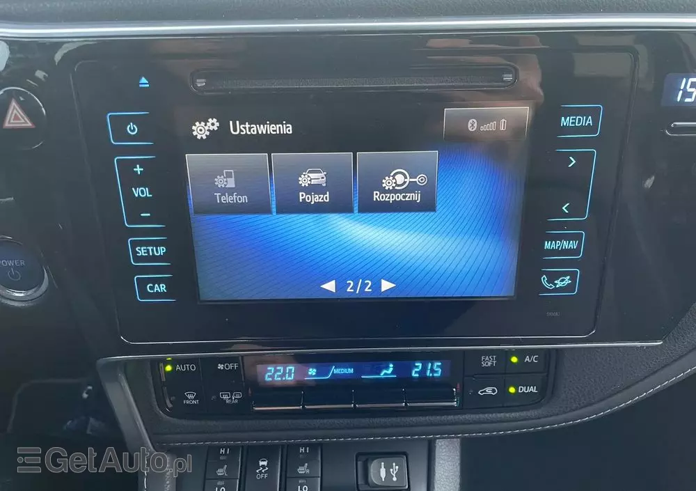 TOYOTA Auris Hybrid 135 Prestige