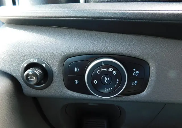 FORD Transit L3H2 AWD Trend (bryg.)