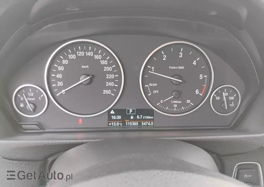 BMW Seria 3 318d Touring Luxury Line