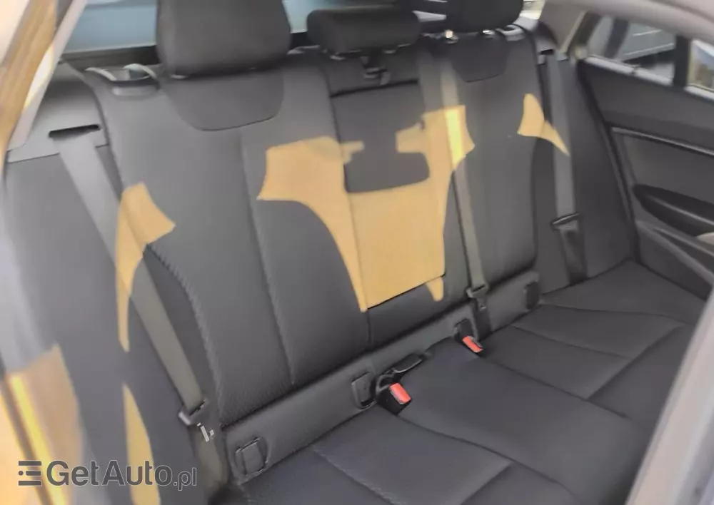 BMW Seria 3 318d Touring Luxury Line