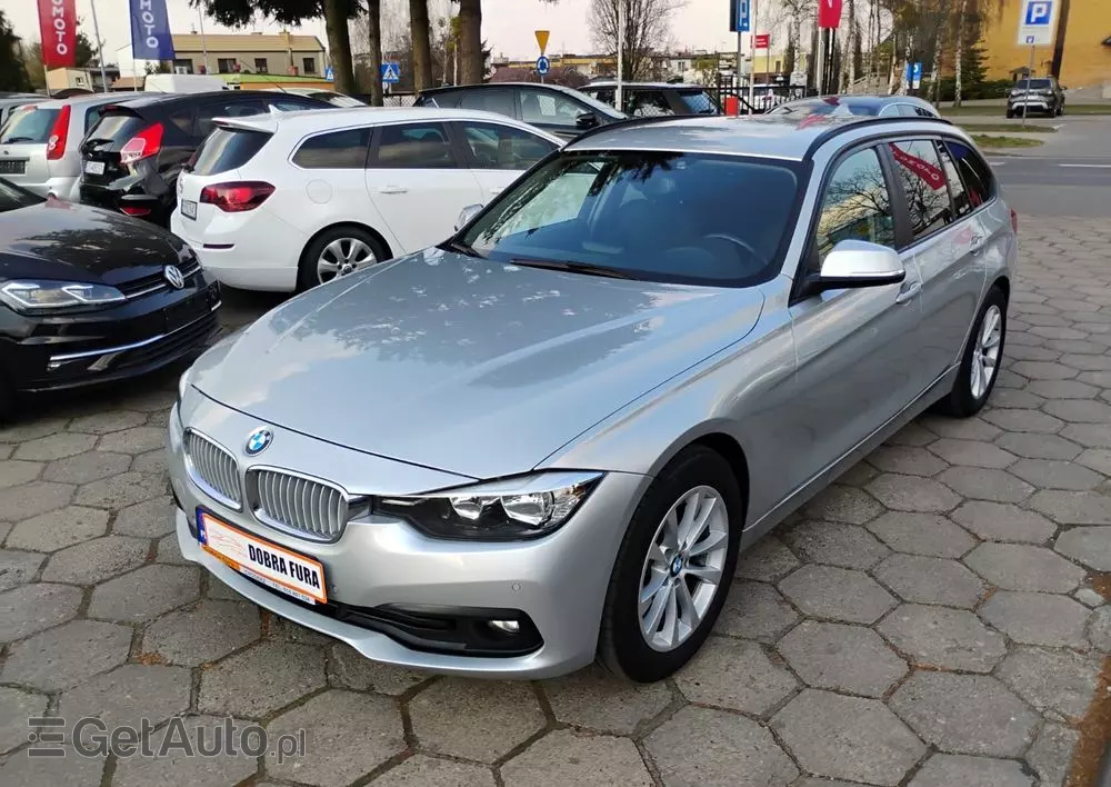 BMW Seria 3 318d Touring Luxury Line