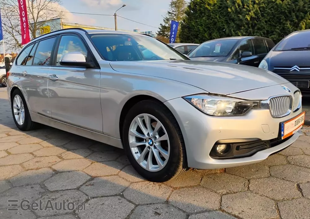 BMW Seria 3 318d Touring Luxury Line