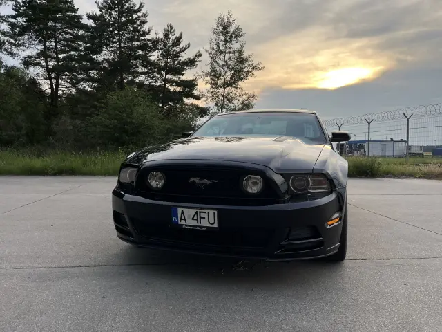 FORD Mustang GT 5.0 Premium