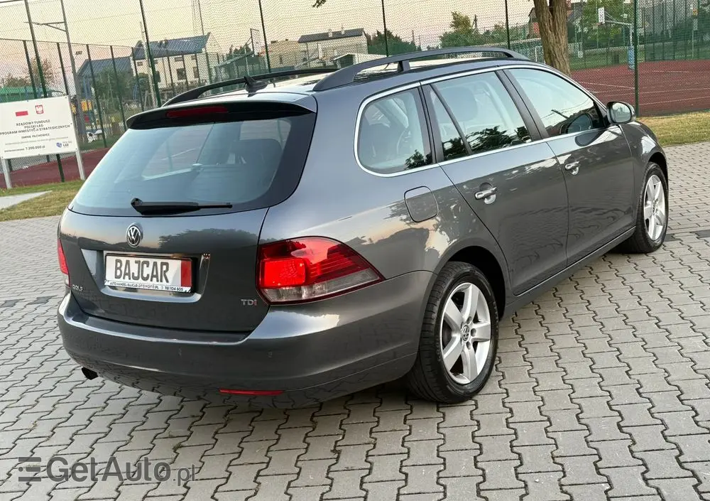 VOLKSWAGEN Golf 1.6 TDI DPF Comfortline