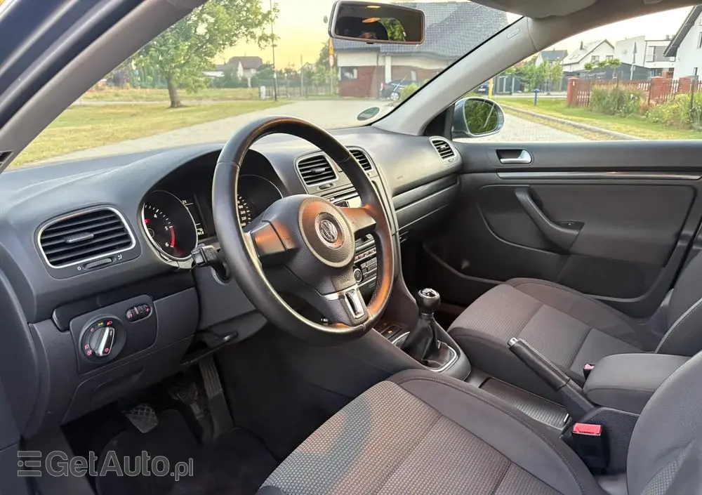VOLKSWAGEN Golf 1.6 TDI DPF Comfortline