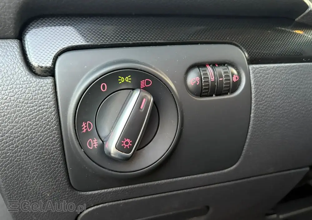 VOLKSWAGEN Golf 1.6 TDI DPF Comfortline