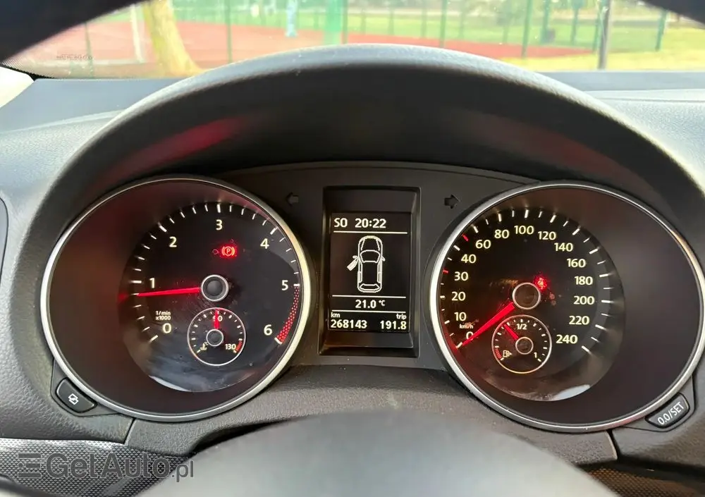 VOLKSWAGEN Golf 1.6 TDI DPF Comfortline