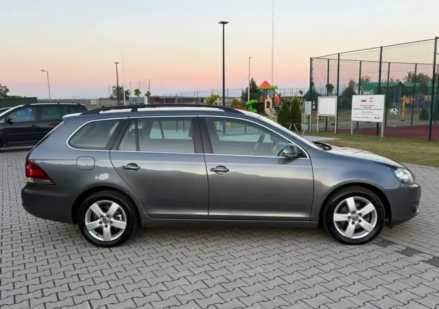 VOLKSWAGEN Golf 1.6 TDI DPF Comfortline