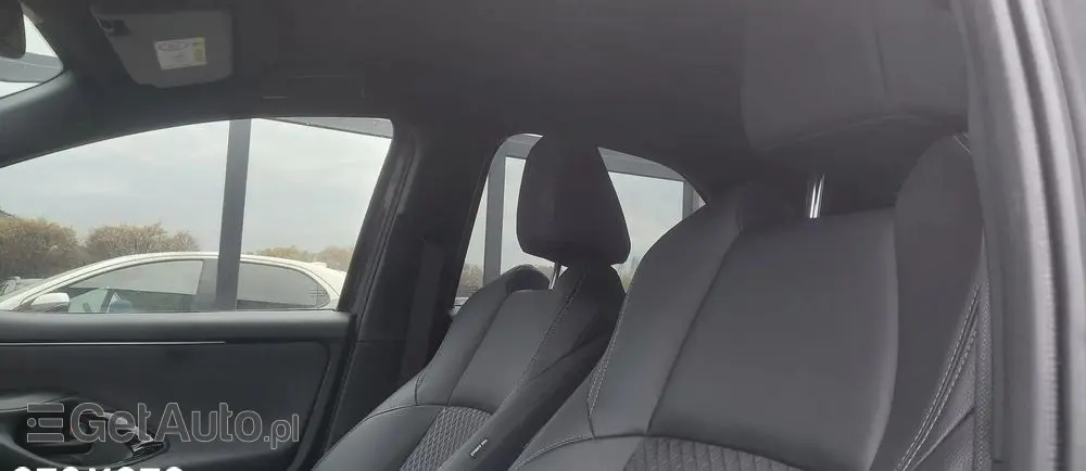 TOYOTA Yaris Hybrid 1.5 Style