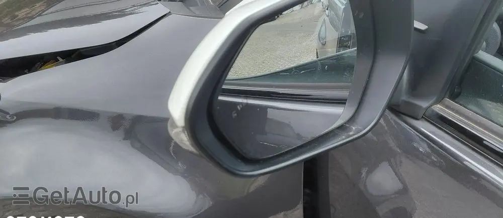 TOYOTA Yaris Hybrid 1.5 Style