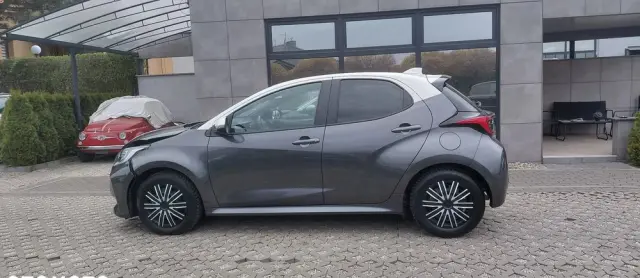 TOYOTA Yaris Hybrid 1.5 Style