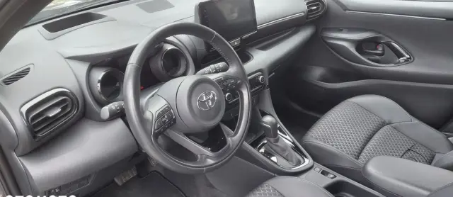 TOYOTA Yaris Hybrid 1.5 Style