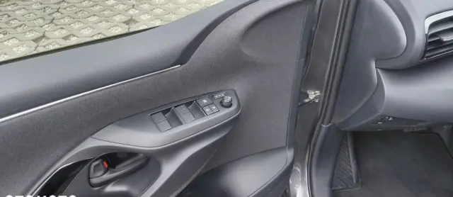 TOYOTA Yaris Hybrid 1.5 Style