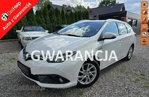 TOYOTA Auris 