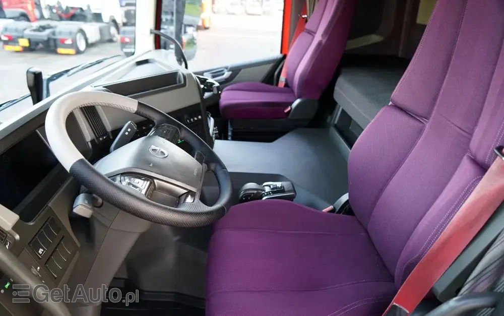 VOLVO FM 430 / PEŁNY ADR / WAGA: 6500 KG / NISKA KABINA / 2022 ROK / PO ZŁOTYM KONTRAKCIE SERWISOWYM / 