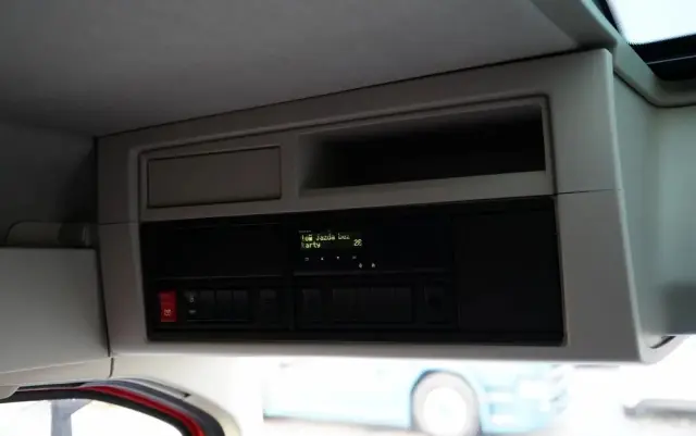 VOLVO FM 430 / PEŁNY ADR / WAGA: 6500 KG / NISKA KABINA / 2022 ROK / PO ZŁOTYM KONTRAKCIE SERWISOWYM / 